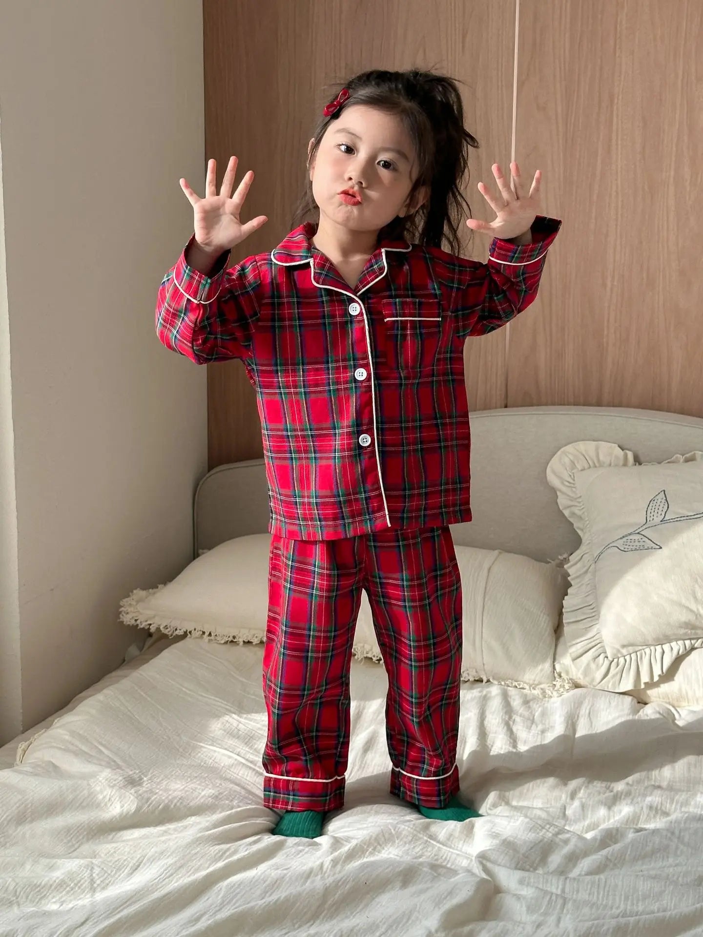 Christmas Kids Pajamas Long Sleeve Clothes Sets 2025 Autumn Baby Boys Girls Cotton Plaid Pajamas Suit Children Home Wear Clothes